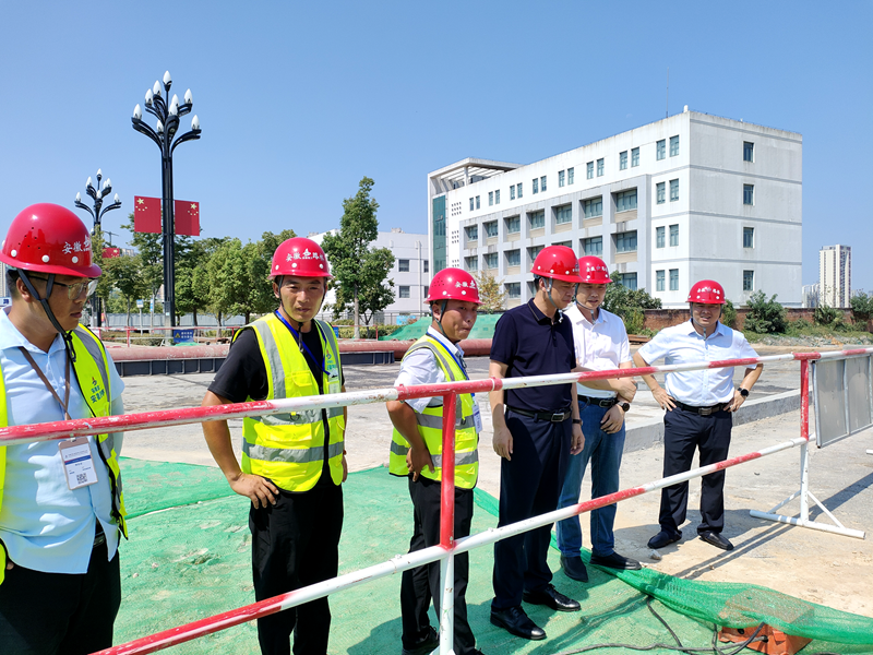 公司黨委副書(shū)記、總經(jīng)理張俊到六安片區(qū)項(xiàng)目調(diào)研2