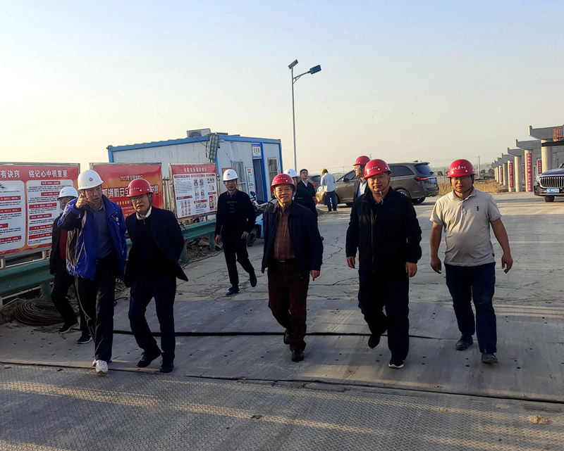 蚌埠市委常委、市政府黨組副書記、常務(wù)副市長葛銳到G206-03標(biāo)項(xiàng)目調(diào)研指導(dǎo)工作